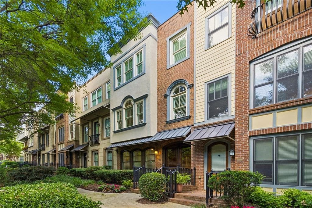 3 bedroom, 4 bathroom, 1,804 sq ft townhouse sold at 1229 Mecaslin Street 6, Atlanta, GA 30318