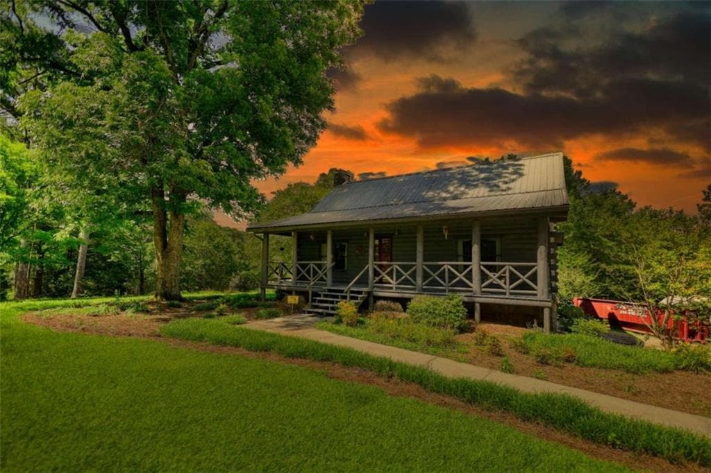 3 bedroom, 3 bathroom, 2,700 sq ft single family residence for sale at 2665 Macedonia Rd, Franklin, GA 30217 — photo 4