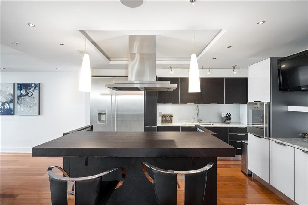 3 bedroom, 4 bathroom, 3,525 sq ft condominium for rent at 75 14th Street 4820, Atlanta, GA 30309 for $14,000 a month — photo 10