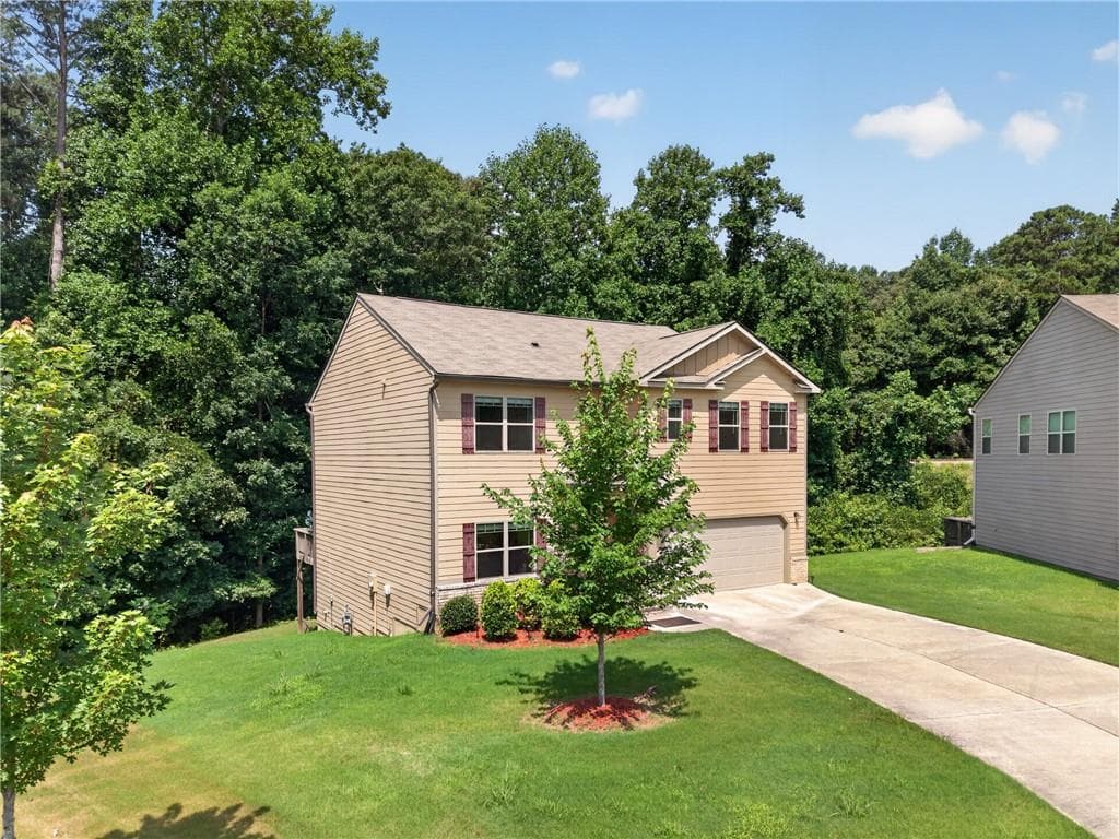 5 bedroom, 3 bathroom, 2,448 sq ft single family residence under contract at 2685 Chelsea Court, Atlanta, GA 30331 — photo 6