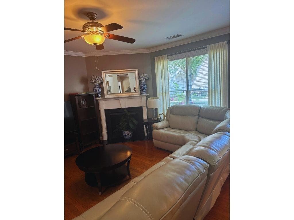 3 bedroom, 3 bathroom, 1,994 sq ft townhouse under contract at 3068 Momerath Court, Decatur, GA 30032 — photo 10