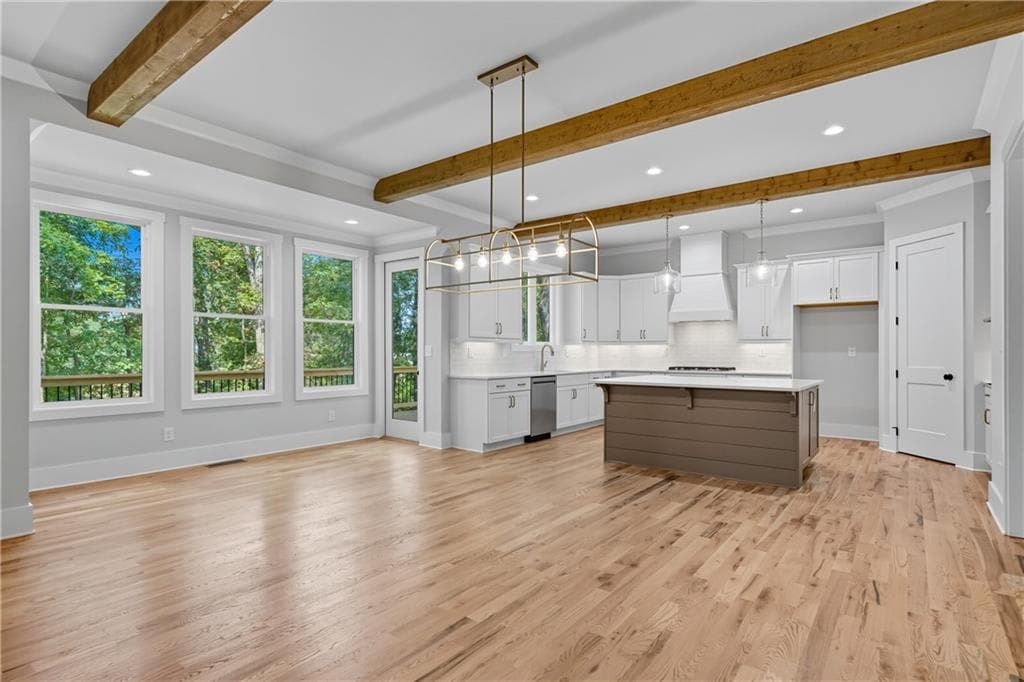 5 bedroom, 5 bathroom, 3,300 sq ft single family residence for sale at 116 Dallas Mark Drive, Canton, GA 30115 — photo 7