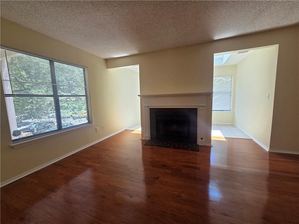 3 bedroom, 2 bathroom, 1,397 sq ft townhouse for rent at 1204 Old Hammond Chase, Atlanta, GA 30350 for $1,800 a month — photo 8