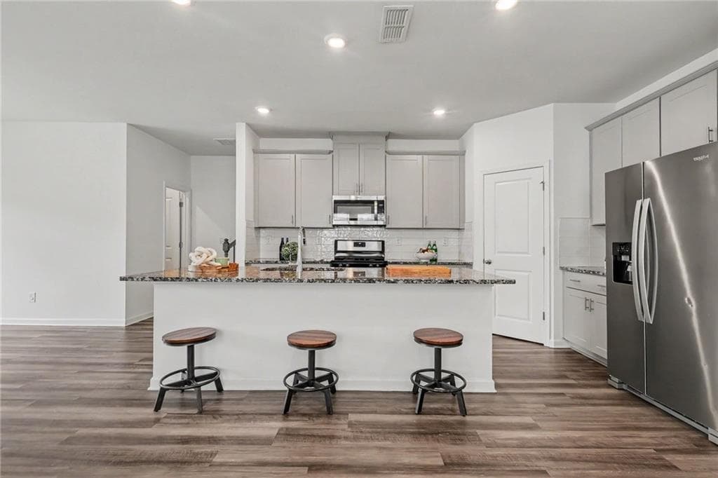 3 bedroom, 3 bathroom, 1,762 sq ft townhouse for sale at 5473 Plain Field Lane, Lilburn, GA 30047 — photo 6