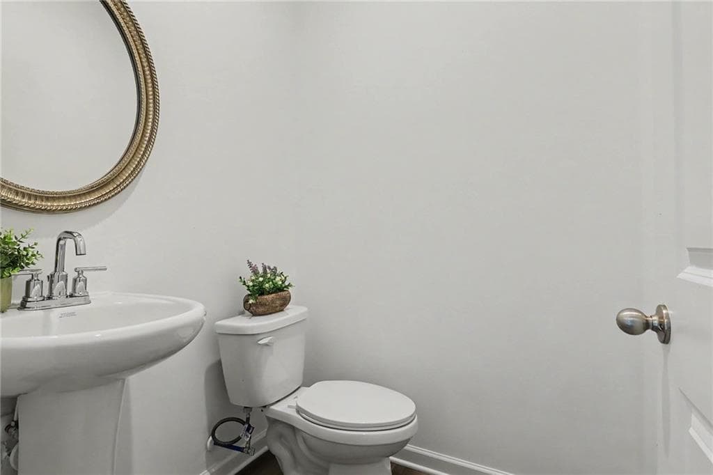 3 bedroom, 3 bathroom, 1,762 sq ft townhouse for sale at 5473 Plain Field Lane, Lilburn, GA 30047 — photo 10