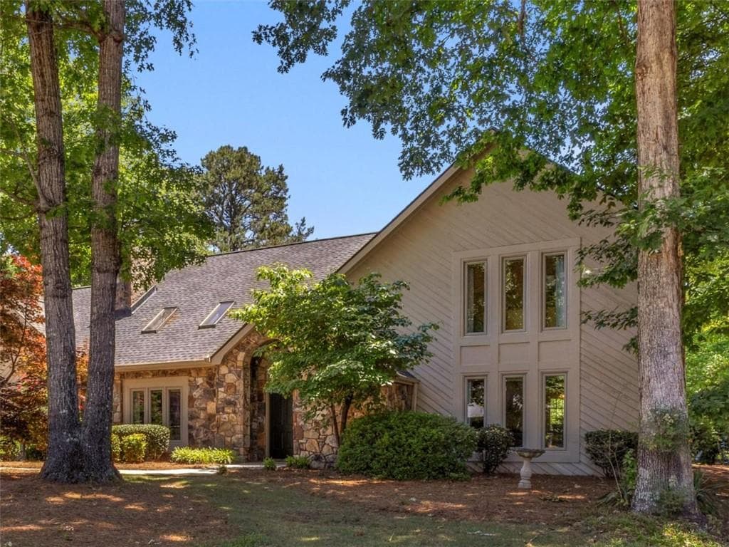 3 bedroom, 3 bathroom, 2,477 sq ft single family residence for sale at 2332 Benji Boulevard, Conyers, GA 30013 — photo 1 of 79
