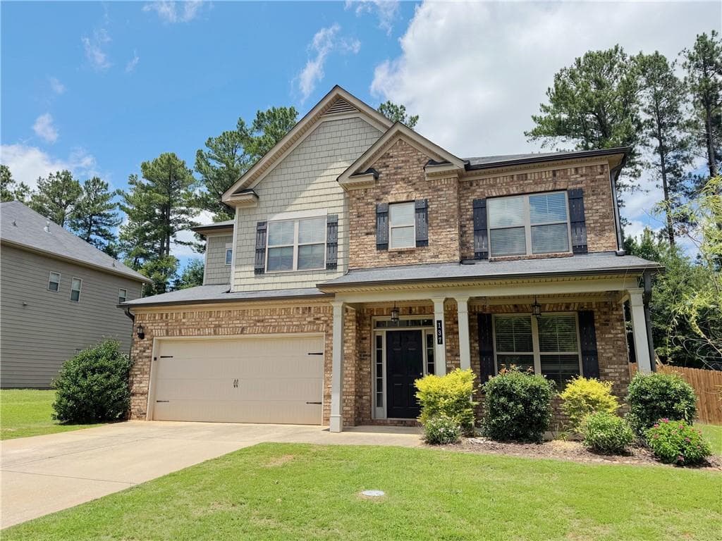 5 bedroom, 3 bathroom, 3,470 sq ft single family residence under contract at 137 Madison Grace Avenue, Mcdonough, GA 30252 — photo 2