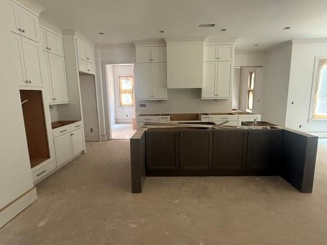 5 bedroom, 5 bathroom, 4,500 sq ft single family residence under contract at 2932 Surrey Lane, Atlanta, GA 30341 — photo 2