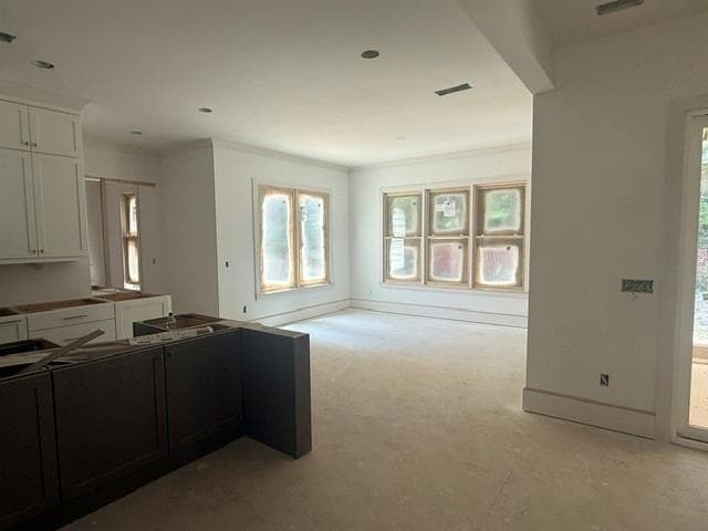 5 bedroom, 5 bathroom, 4,500 sq ft single family residence under contract at 2932 Surrey Lane, Atlanta, GA 30341 — photo 3