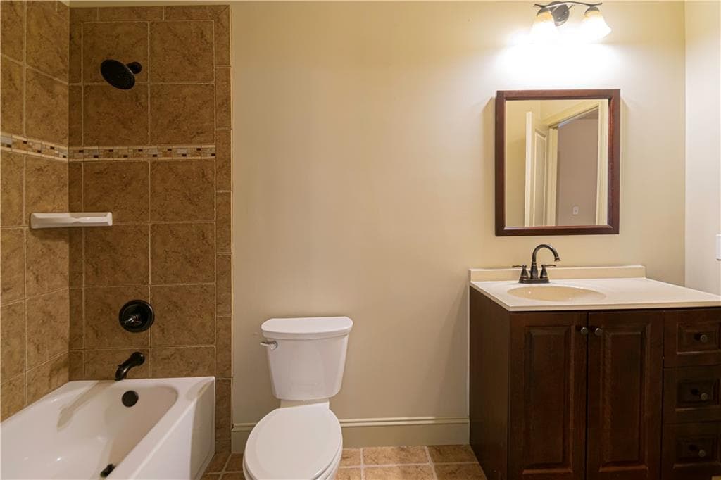 2 bedroom, 2 bathroom, 4,123 sq ft apartment for rent at 2050 Oak Grove Road, Atlanta, GA 30345 for $2,150 a month — photo 9