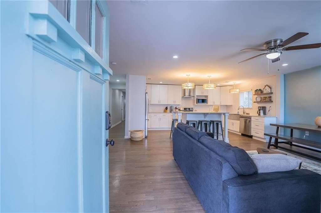 4 bedroom, 6 bathroom, 1,546 sq ft single family residence for rent at 1181 Fenwood Street, Atlanta, GA 30314 for $2,600 a month — photo 6