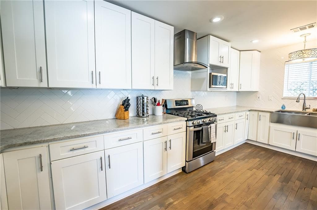 4 bedroom, 6 bathroom, 1,546 sq ft single family residence for rent at 1181 Fenwood Street, Atlanta, GA 30314 for $2,600 a month — photo 10