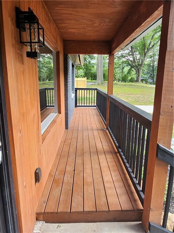 3 bedroom, 3 bathroom, 2,100 sq ft single family residence for sale at 852 Laurelmont Drive, Atlanta, GA 30311 — photo 2