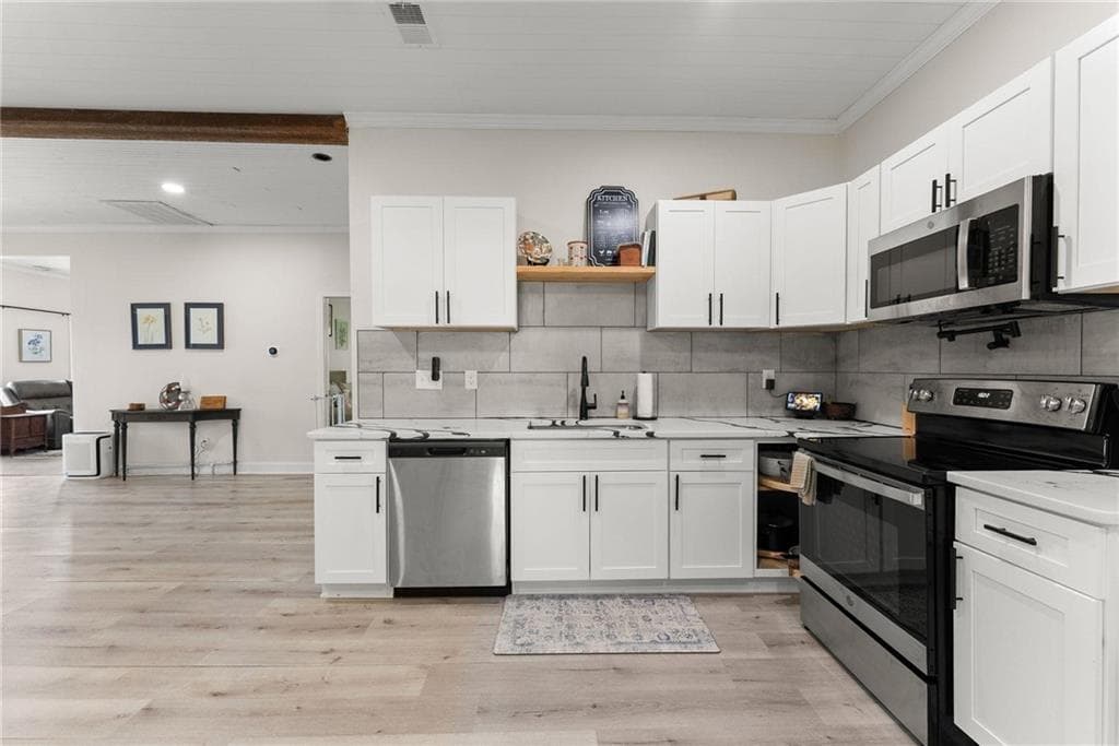 triplex for sale at 2158 Broad Street, Commerce, GA 30529 — photo 5