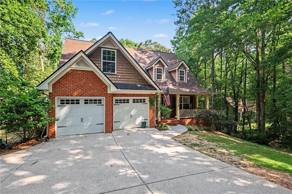 5 bedroom, 3 bathroom, 3,244 sq ft single family residence for sale at 3186 Sweetbriar Drive, Villa Rica, GA 30180 — photo 7
