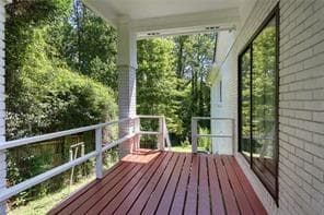 5 bedroom, 3 bathroom, 1,102 sq ft single family residence for rent at 1012 Knightsbridge Road, Kennesaw, GA 30144 for $3,150 a month — photo 2