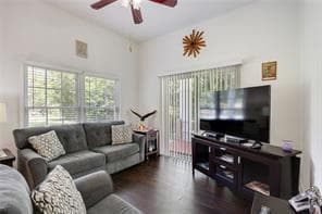 5 bedroom, 3 bathroom, 1,102 sq ft single family residence for rent at 1012 Knightsbridge Road, Kennesaw, GA 30144 for $3,150 a month — photo 3
