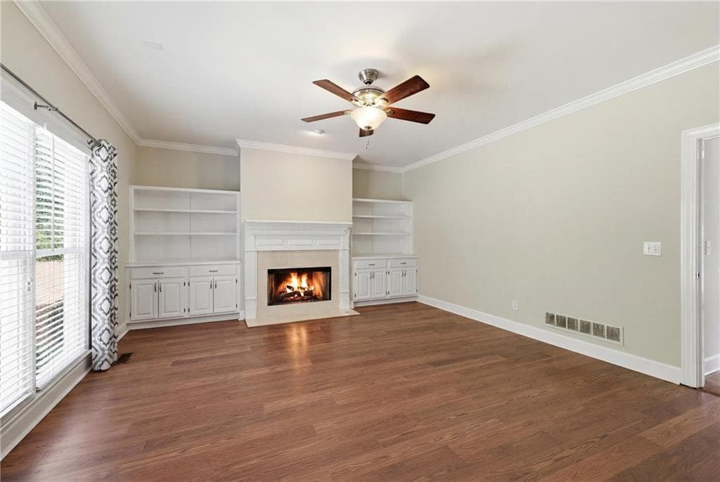 4 bedroom, 3 bathroom, 2,426 sq ft single family residence for sale at 4713 Bedford Glenn, Flowery Branch, GA 30542 — photo 8