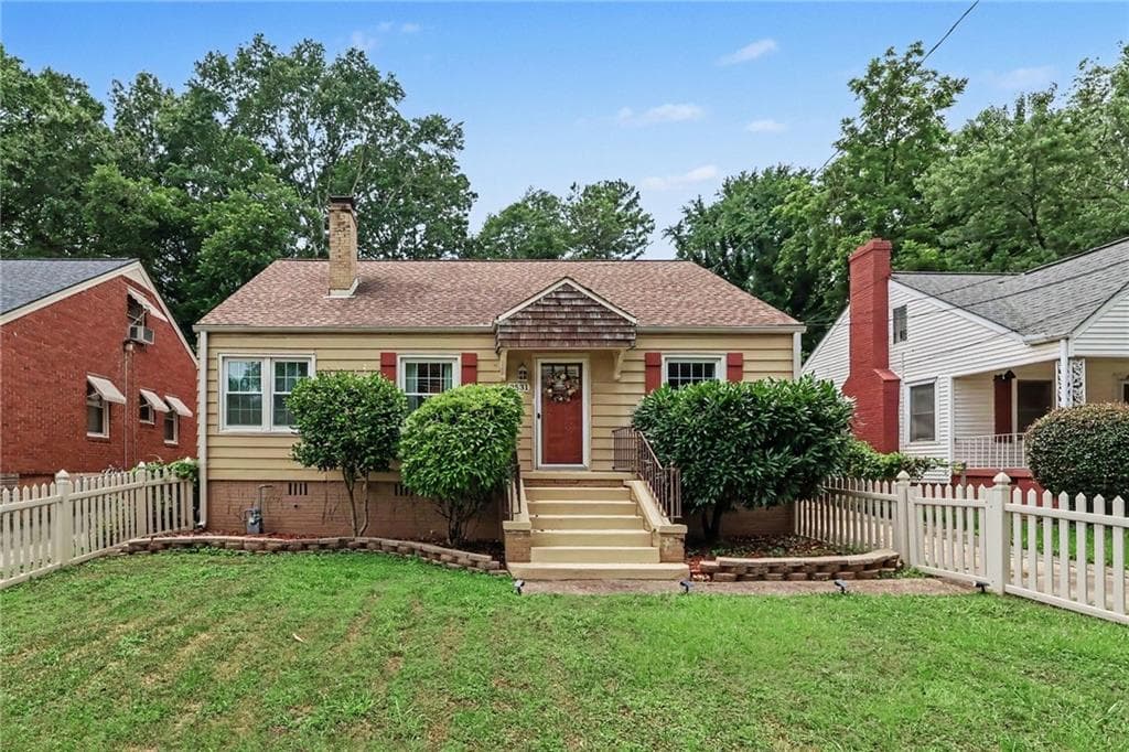 4 bedroom, 1 bathroom, 1,991 sq ft single family residence for sale at 2531 Batavia Street, East Point, GA 30344