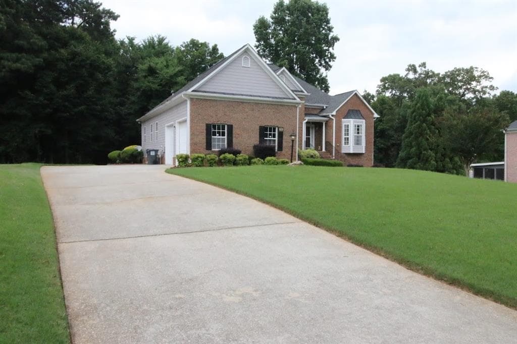 2500 Thornecreek Drive, Douglasville, GA 30135 — most recent listing photo