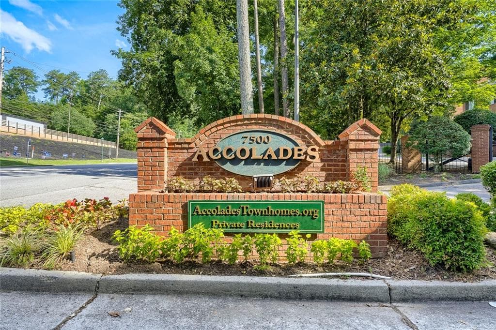 2 bedroom, 3 bathroom, 1,478 sq ft townhouse for sale at 7500 Roswell Road 47, Sandy Springs, GA 30350