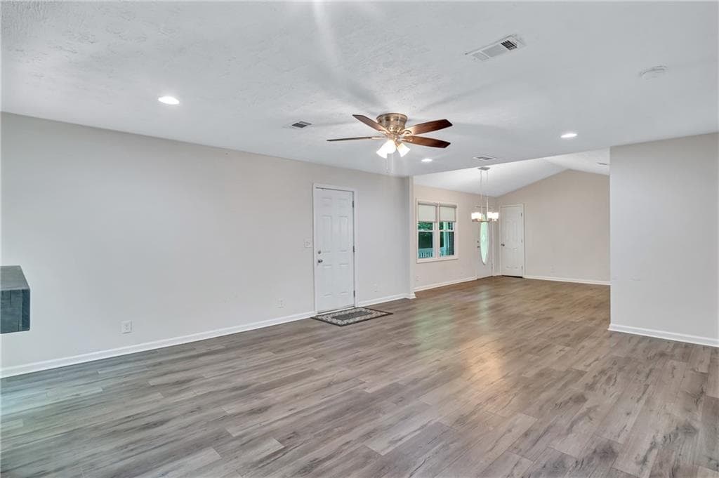 4 bedroom, 3 bathroom, 1,946 sq ft single family residence for rent at 5772 Lilburn Stone Mountain Road, Stone Mountain, GA 30087 for $2,500 a month — photo 4