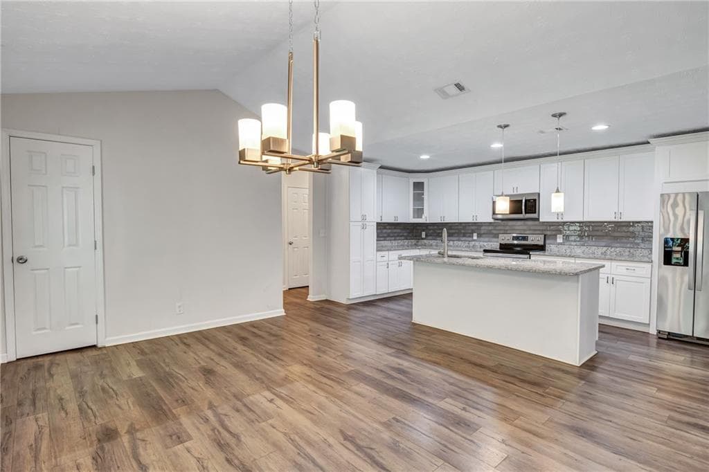 4 bedroom, 3 bathroom, 1,946 sq ft single family residence for rent at 5772 Lilburn Stone Mountain Road, Stone Mountain, GA 30087 for $2,500 a month — photo 9