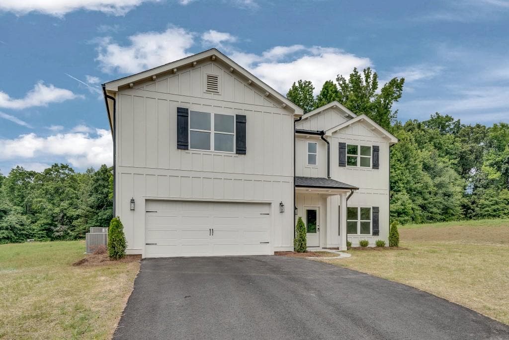 5 bedroom, 3 bathroom, 2,416 sq ft single family residence for sale at 380 Pitts Chapel Road, Newborn, GA 30056 — photo 1 of 45