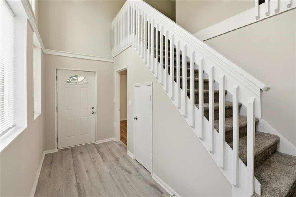 4 bedroom, 3 bathroom, 2,823 sq ft single family residence under contract at 3343 Mill Stream Lane, Marietta, GA 30060 — photo 4