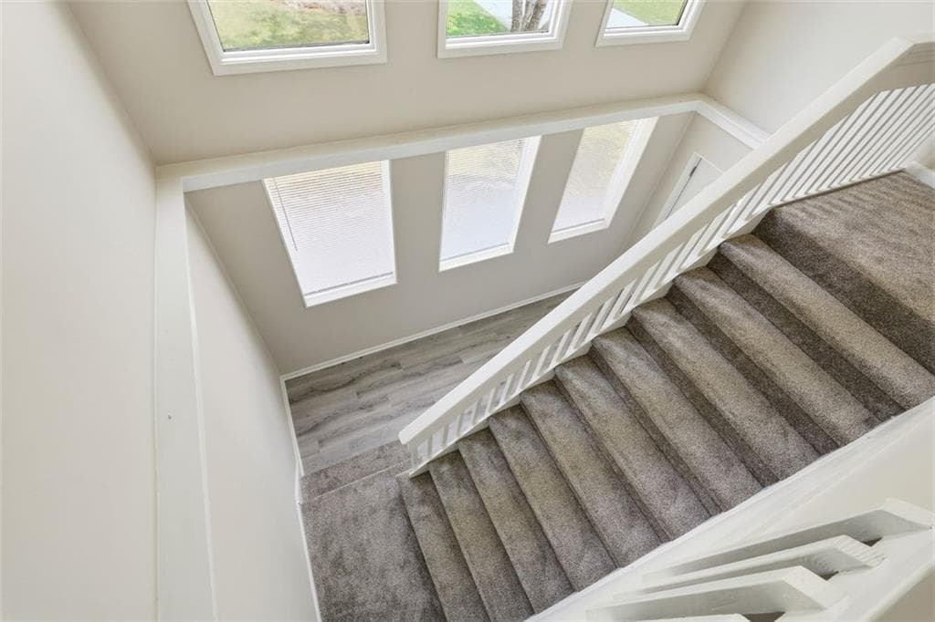 4 bedroom, 3 bathroom, 2,823 sq ft single family residence under contract at 3343 Mill Stream Lane, Marietta, GA 30060 — photo 5