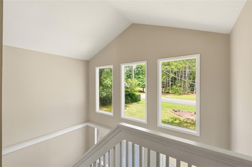 4 bedroom, 3 bathroom, 2,823 sq ft single family residence under contract at 3343 Mill Stream Lane, Marietta, GA 30060 — photo 6