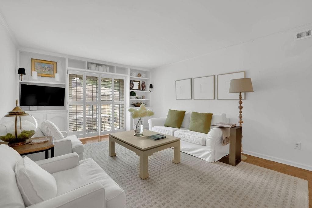 2 bedroom, 1 bathroom, 900 sq ft condominium for sale at 5400 Roswell Road P3, Atlanta, GA 30342 — photo 10