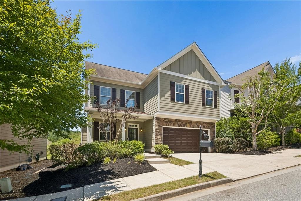 3 bedroom, 3 bathroom, 1,824 sq ft single family residence for sale at 1780 Westmoreland Lane, Atlanta, GA 30318 — photo 3