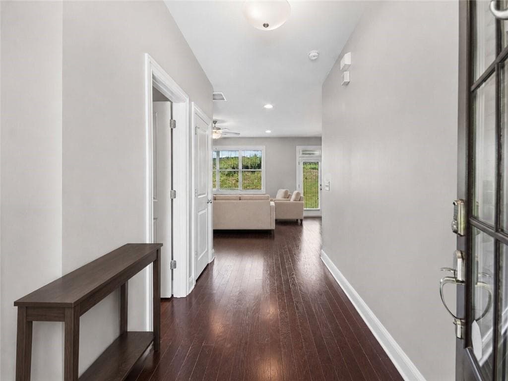 3 bedroom, 3 bathroom, 1,824 sq ft single family residence for sale at 1780 Westmoreland Lane, Atlanta, GA 30318 — photo 8