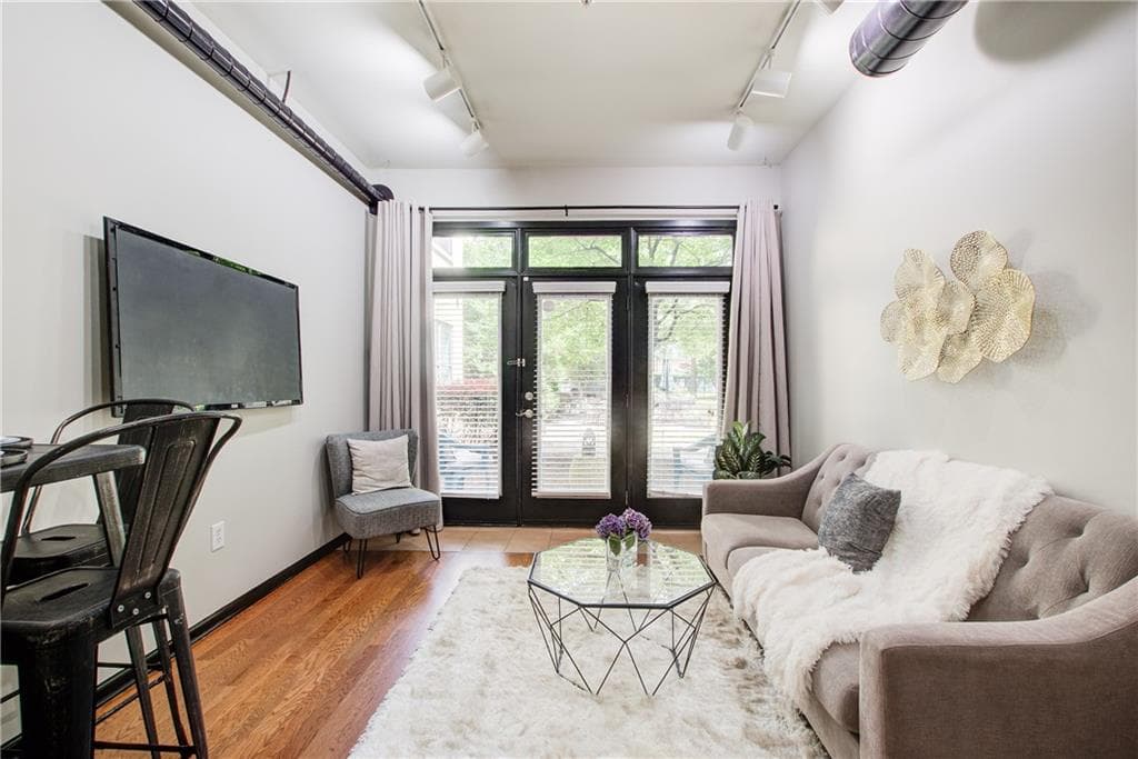 1 bedroom, 1 bathroom, 713 sq ft condominium for sale at 5300 Peachtree Road 0502, Atlanta, GA 30341 — photo 9