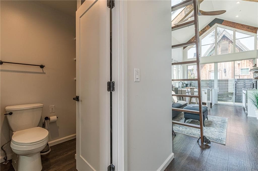 1 bedroom, 1 bathroom, 408 sq ft single family residence for rent at 350 High Street, Fayetteville, GA 30214 for $2,800 a month — photo 4