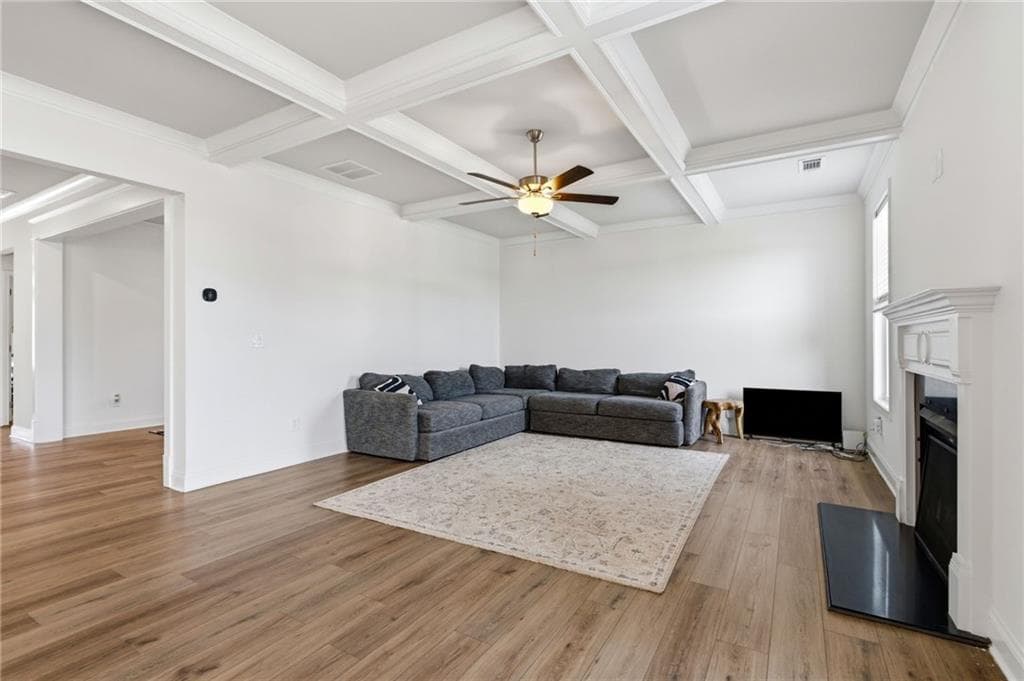 5 bedroom, 3 bathroom, 3,675 sq ft single family residence for sale at 635 Fenwick Park Drive, Lawrenceville, GA 30045 — photo 9