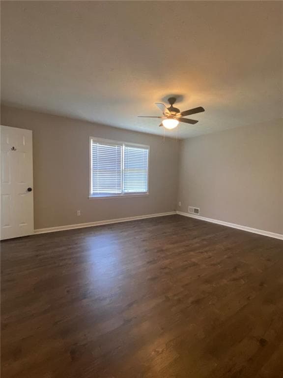 4 bedroom, 3 bathroom, 3,756 sq ft single family residence for rent at 420 Atlanta Highway, Loganville, GA 30052 for $2,400 a month — photo 9