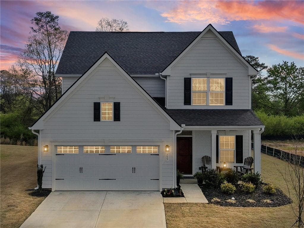 3 bedroom, 3 bathroom, 2,114 sq ft single family residence for sale at 157 Asbury Circle, Calhoun, GA 30701 — photo 2