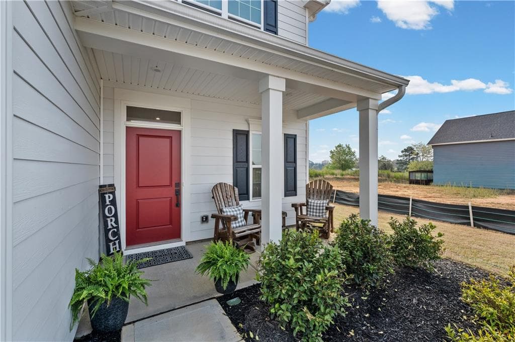 3 bedroom, 3 bathroom, 2,114 sq ft single family residence for sale at 157 Asbury Circle, Calhoun, GA 30701 — photo 7