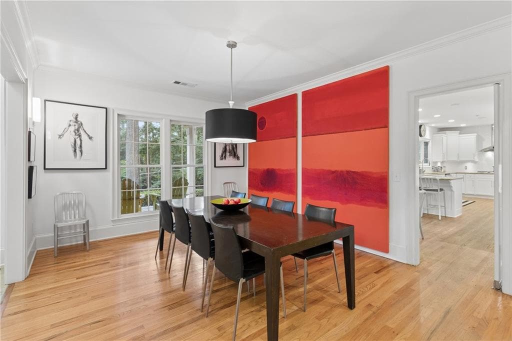 6 bedroom, 5 bathroom, 4,395 sq ft single family residence for sale at 4029 Emma Lane, Atlanta, GA 30342 — photo 8