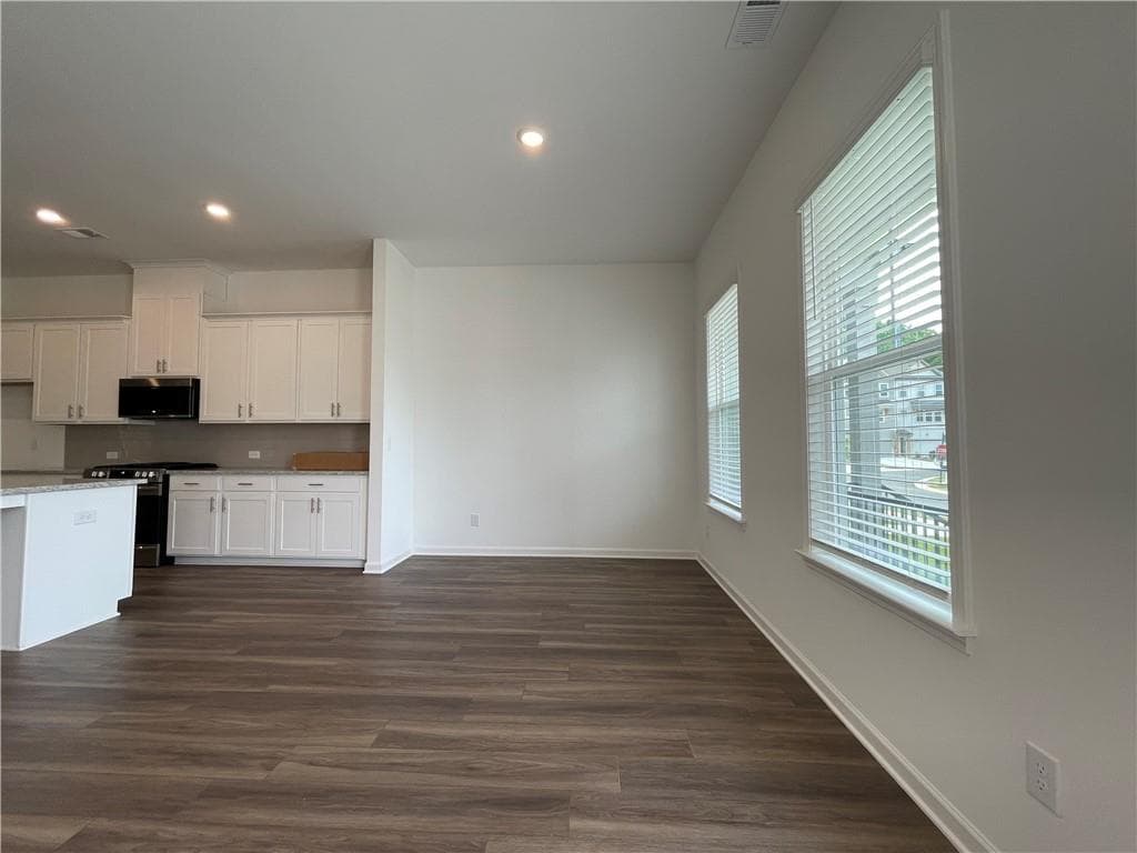 3 bedroom, 4 bathroom, 2,106 sq ft townhouse for rent at 1597 Tilden Court, Tucker, GA 30084 for $3,000 a month — photo 5