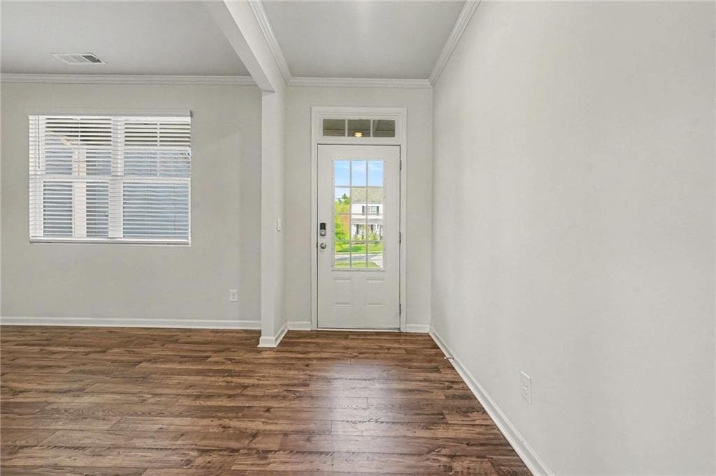 5 bedroom, 3 bathroom, 2,535 sq ft single family residence for sale at 243 Berkeley Trace, Braselton, GA 30517 — photo 8