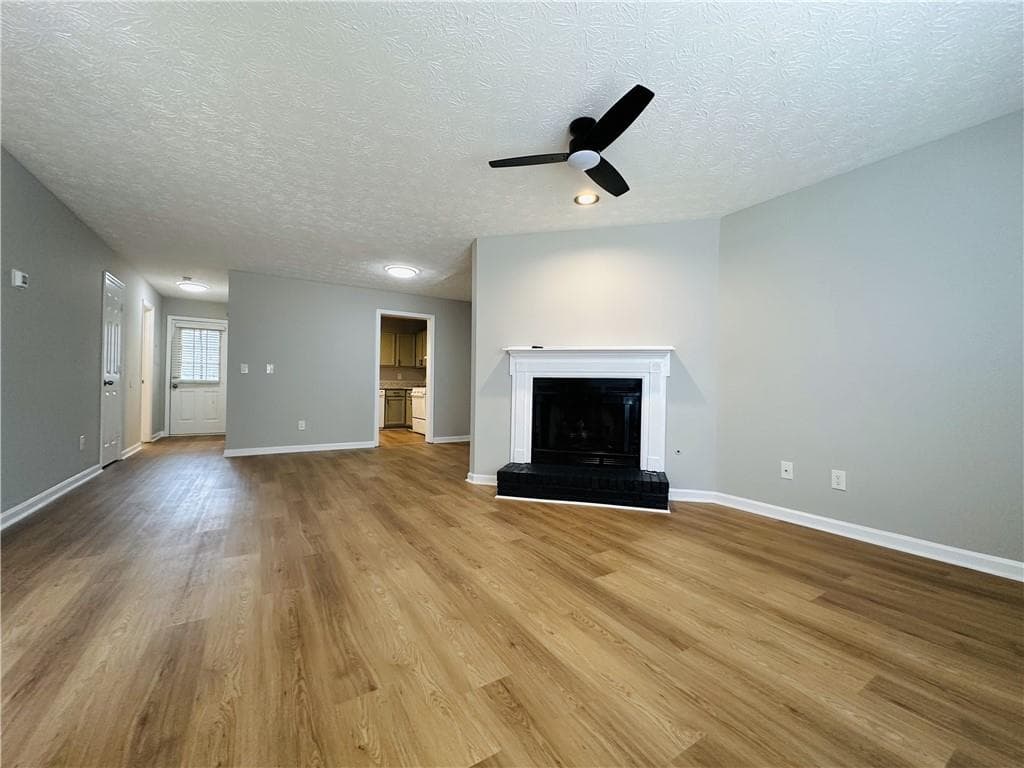 2 bedroom, 3 bathroom, 1,240 sq ft townhouse for rent at 1016 Kennesborough Road, Kennesaw, GA 30144 for $1,725 a month — photo 5