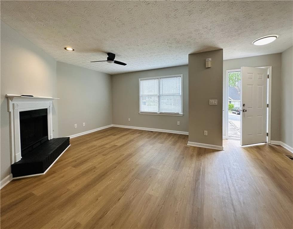 2 bedroom, 3 bathroom, 1,240 sq ft townhouse for rent at 1016 Kennesborough Road, Kennesaw, GA 30144 for $1,725 a month — photo 10