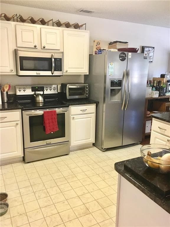 3 bedroom, 3 bathroom, 1,604 sq ft single family residence for rent at 1634 CHARLESTON Walk, Atlanta, GA 30316 for $2,200 a month — photo 6