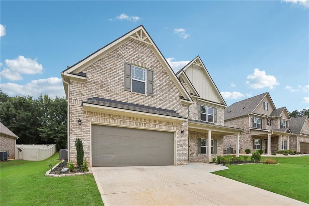 6 bedroom, 4 bathroom, 3,808 sq ft single family residence for sale at 525 Gregs Place, Mcdonough, GA 30253 — photo 2