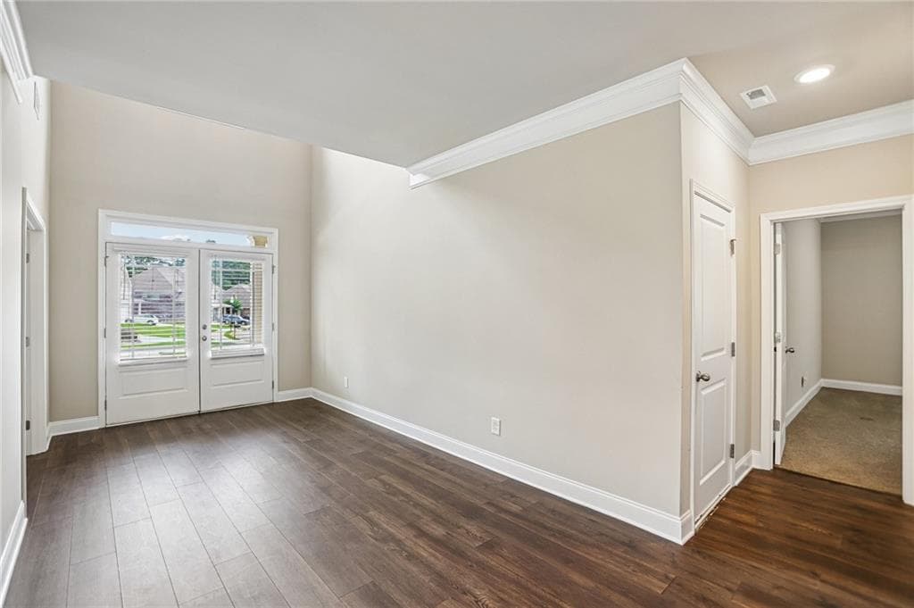 6 bedroom, 4 bathroom, 3,808 sq ft single family residence for sale at 525 Gregs Place, Mcdonough, GA 30253 — photo 5