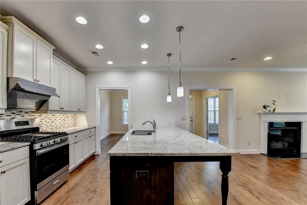 4 bedroom, 4 bathroom, 2,940 sq ft single family residence under contract at 4334 Bellview Lane, Duluth, GA 30097 — photo 9
