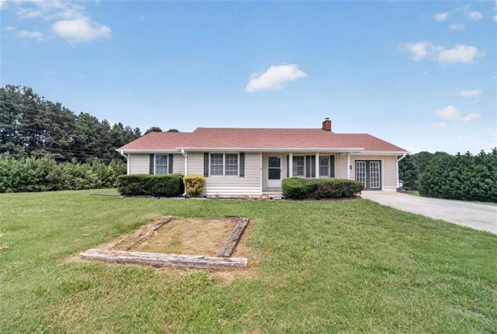 3 bedroom, 2 bathroom, 1,600 sq ft single family residence for rent at 2591 Doc Hughes Road, Buford, GA 30519 for $1,995 a month — photo 4